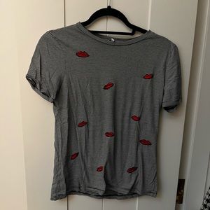 Striped t-shirt with lips